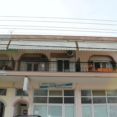 ניאה פלאגיה Souzana Rooms 1 מראה חיצוני תמונה