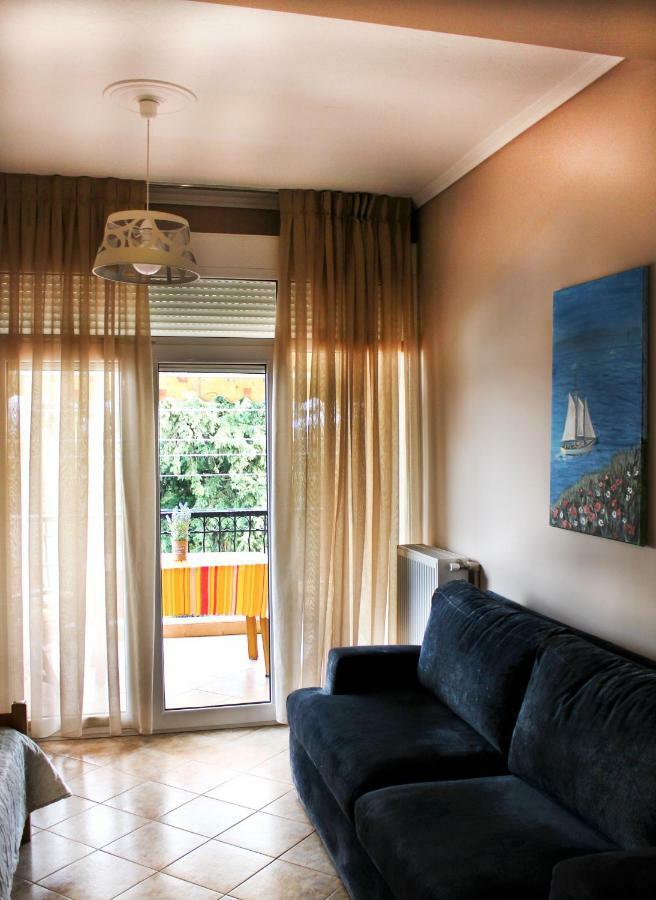 ניאה פלאגיה Souzana Rooms 1 מראה חיצוני תמונה