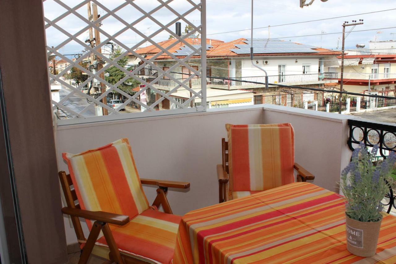ניאה פלאגיה Souzana Rooms 1 מראה חיצוני תמונה